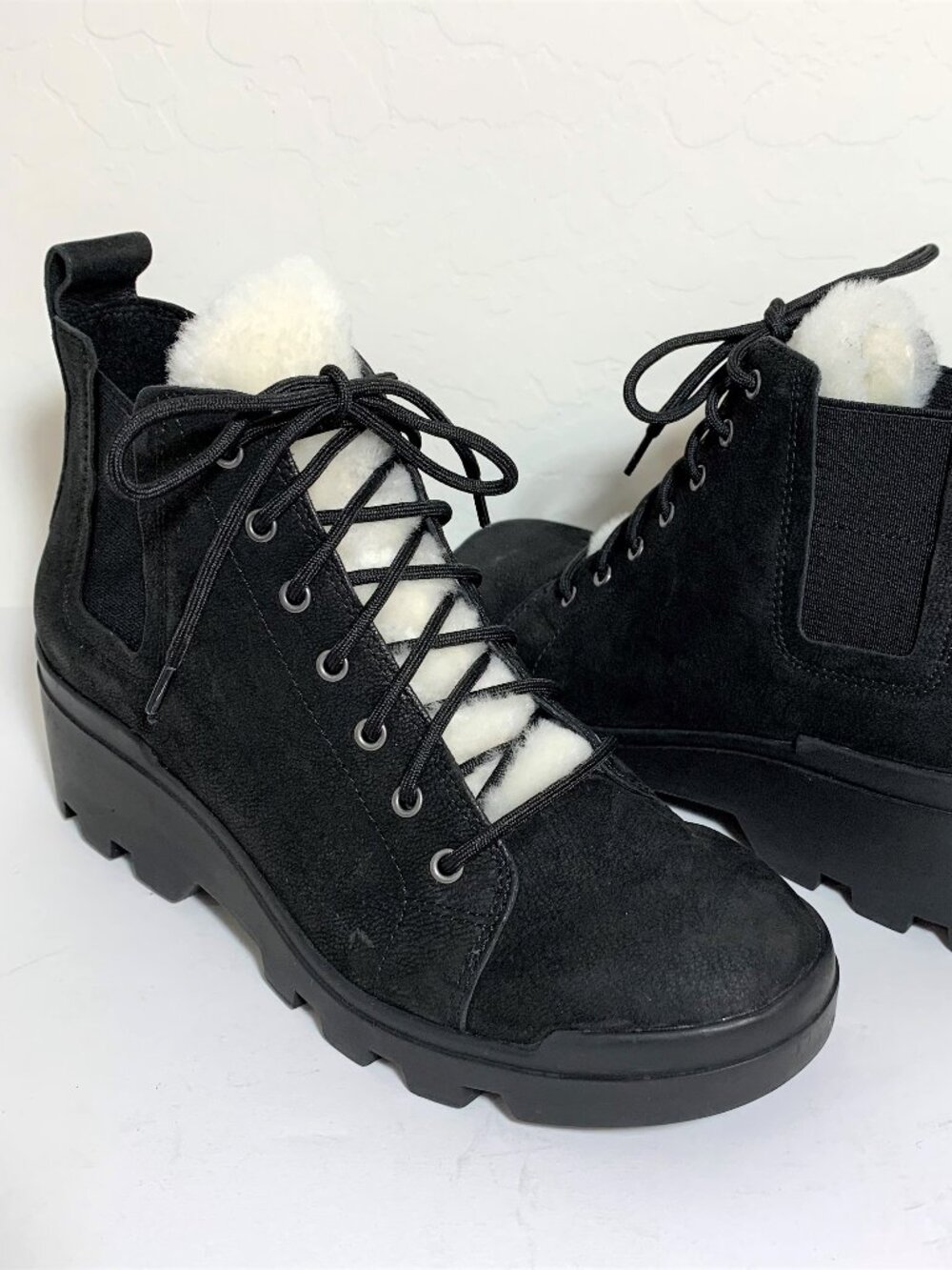 Eileen Fisher Calm Wedge Boots Leather Shearling Booties Black Size 7.5 NEW